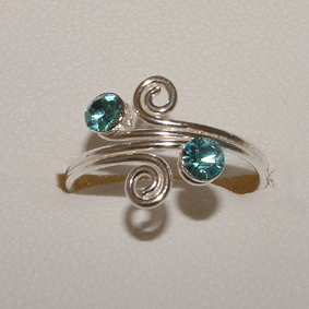 Zilveren teenring sier met zirkonia Zilveren teenring sier met zirkonia
